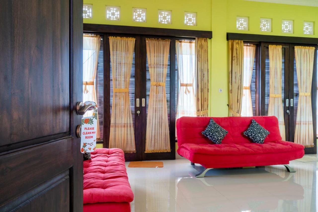 Oyo 922 Pp Dream Guest House Lovina Dış mekan fotoğraf